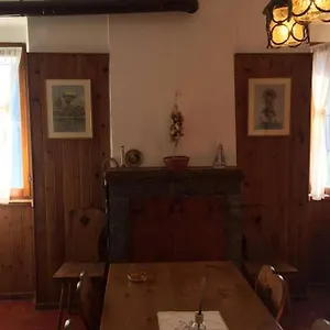 nel-set-di-piccolo-mondo-antico-villa-viola.it-lombardy.com/